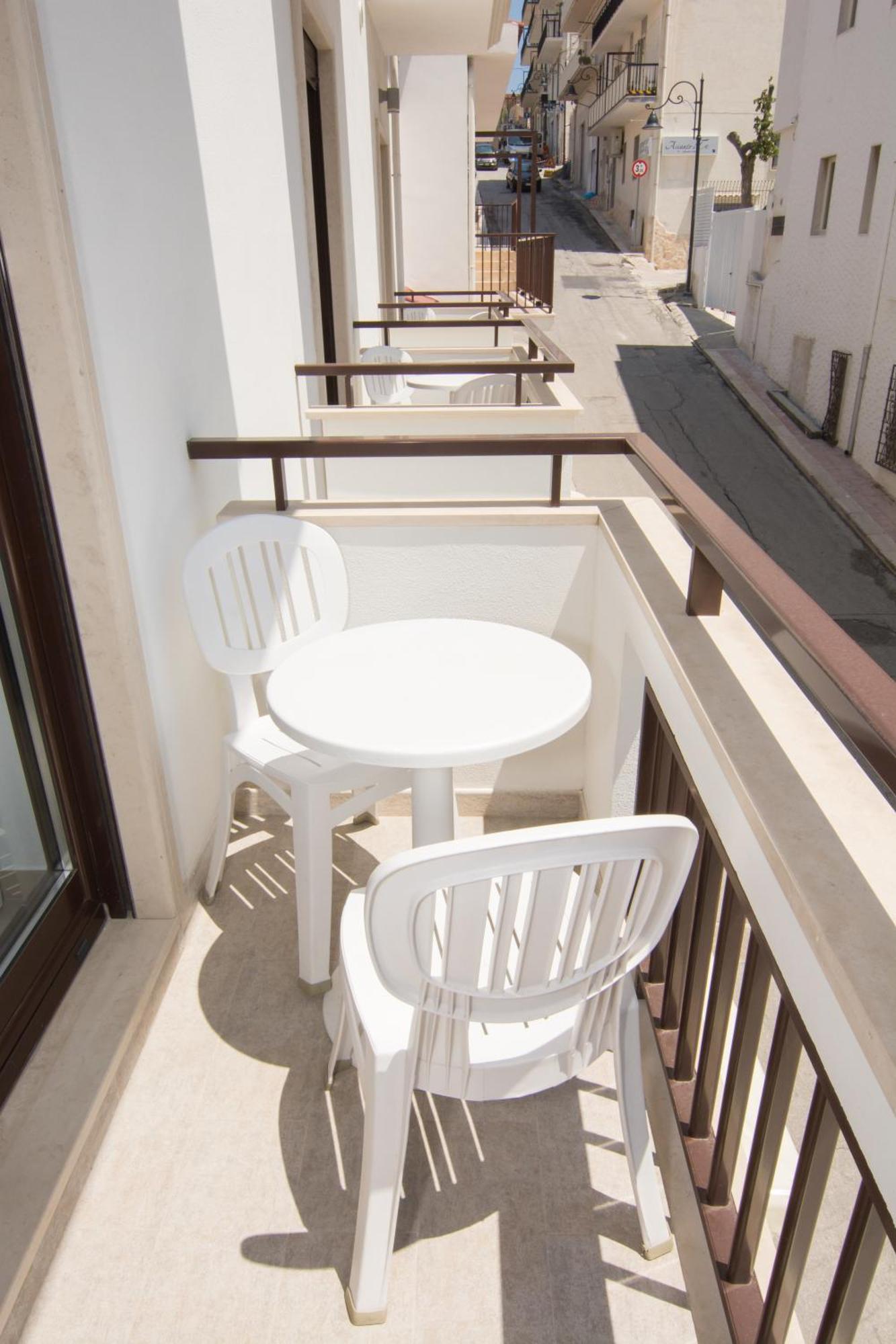 Hotel La Caravella Вьесте Номер фото
