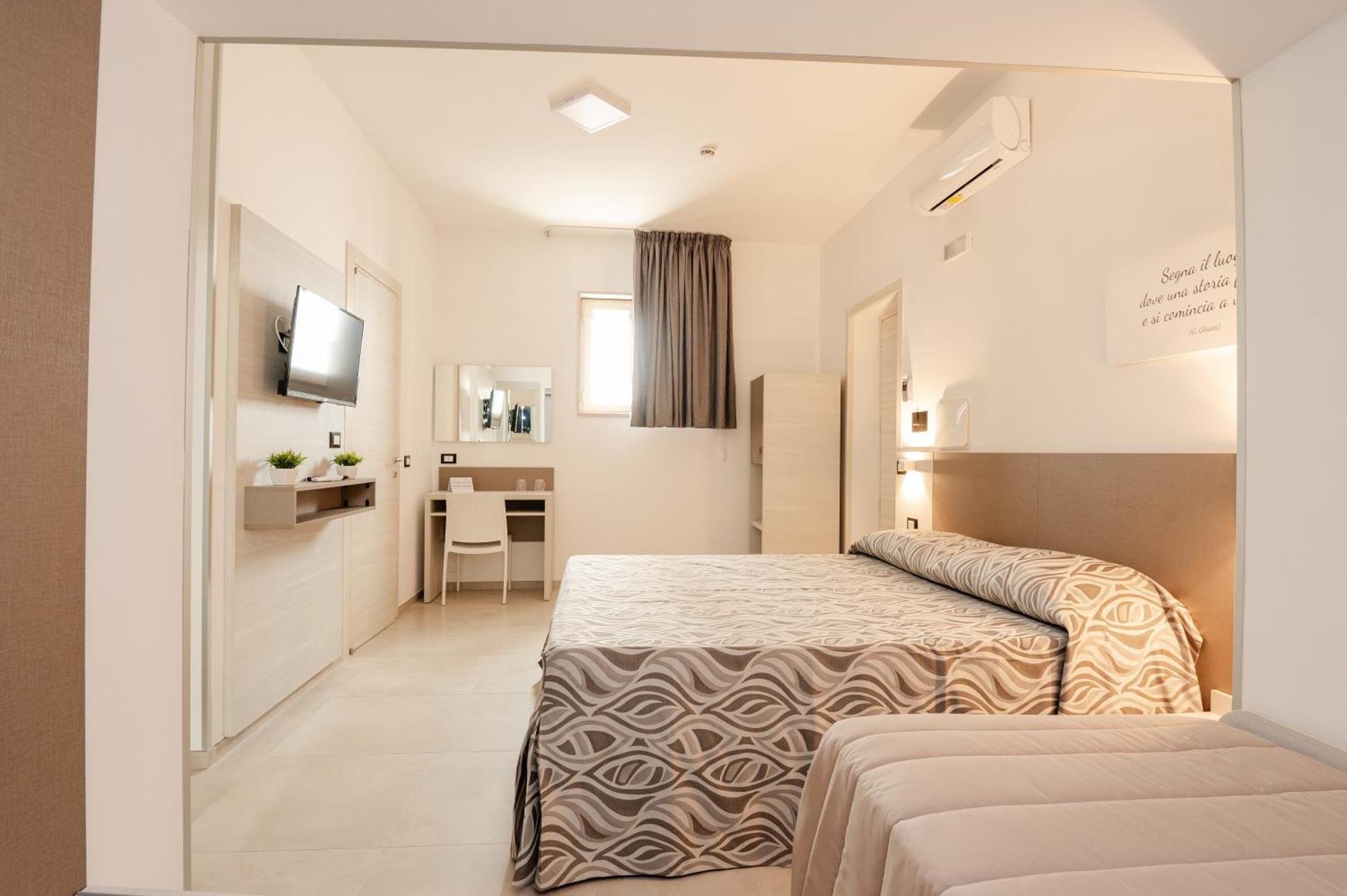 Hotel La Caravella Вьесте Номер фото